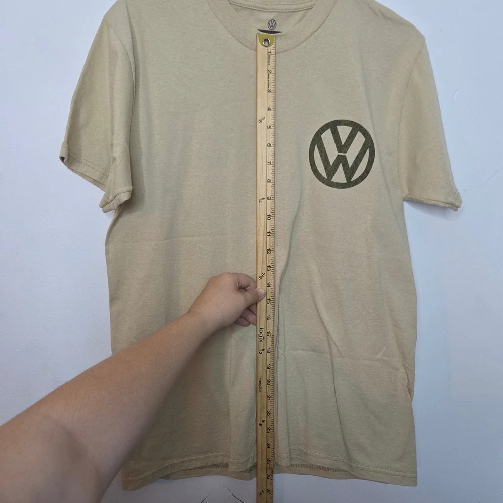 Volkswagen Save Gas Beetle Graphic T-Shirt Mens Medium Tan Khaki Cotton